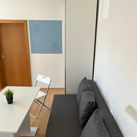 Gaestezimmer Im Herzen Von Δωμάτια σε οικογενειακή κατοικία *