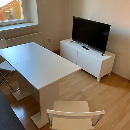 Δωμάτια σε οικογενειακή κατοικία Gaestezimmer Im Herzen Von